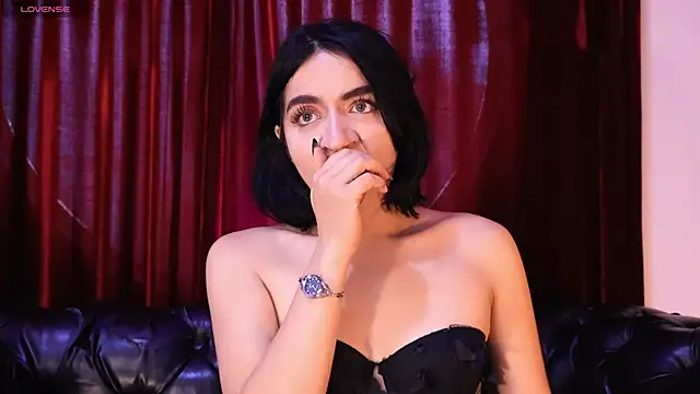 KasiaNoir  online show from April 7, 2026, 12:29 pm