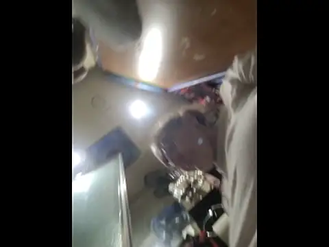 ILUV2TUCHMYKITTY online show from November 9, 2025, 1:48 pm