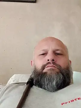 AlexandruCsaba online show from May 6, 2026, 8:51 am