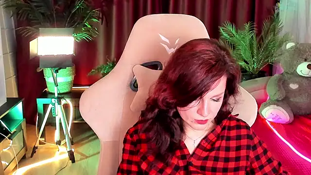 April o Nill online show from April 20, 2026, 4:30 pm