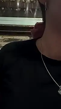 Snapshot of DanniAbbey chatting on February 11, 2026, 1:05 am DanniAbbey online show from February 11, 2026, 1:05 am