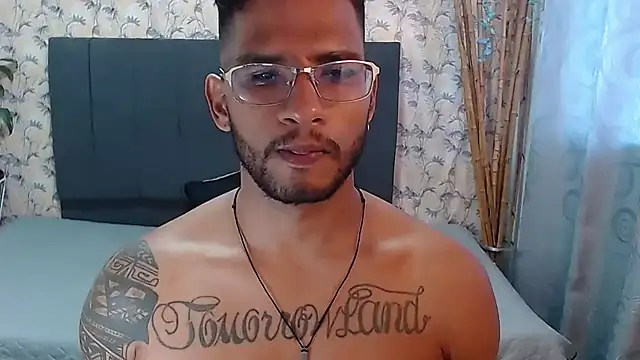 sweet-blowork online show from December 10, 2024, 9:54 pm