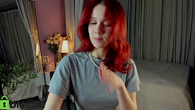 Snapshot of Dearly_Emily chatting on February 10, 2026, 5:23 pm Dearly Emily online show from February 10, 2026, 5:23 pm