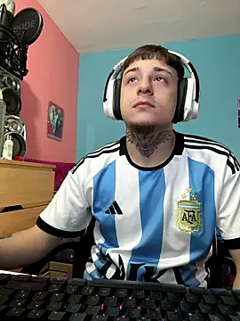 Nenejoven16- online show from November 13, 2025, 10:30 am