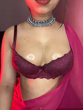 Hot-sexy222 online show from July 17, 2026, 4:15 pm