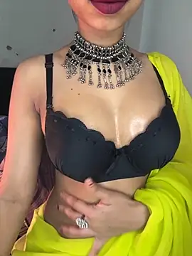 Hot-sexy222 online show from September 21, 2025, 2:28 am