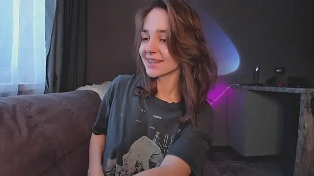 Snapshot of JudyAngil chatting on February 16, 2026, 6:23 am JudyAngil online show from February 16, 2026, 6:23 am