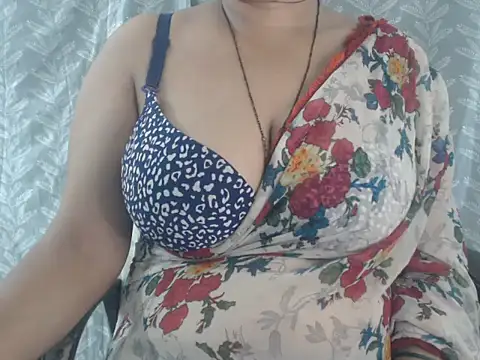 Snapshot of cute-priy chatting on June 29, 2026, 10:15 am cute-priy online show from June 29, 2026, 10:15 am