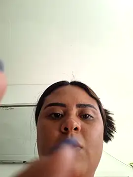 sexy-latin10 online show from December 21, 2025, 5:25 pm