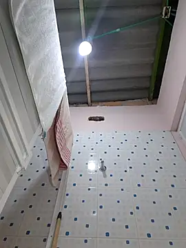 sexy-latin10 online show from November 8, 2025, 10:02 pm