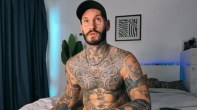 lucas-wilder online show from May 10, 2026, 4:27 am