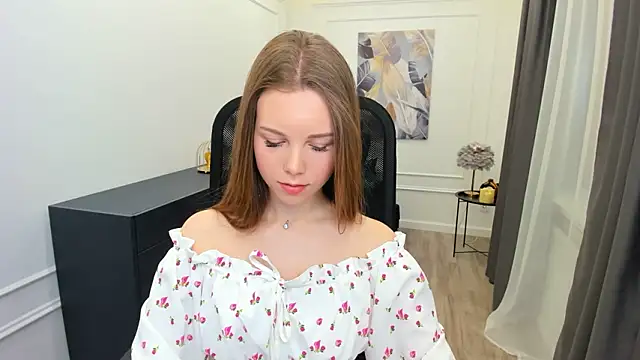 MileyWings online show from March 8, 2026, 11:35 am