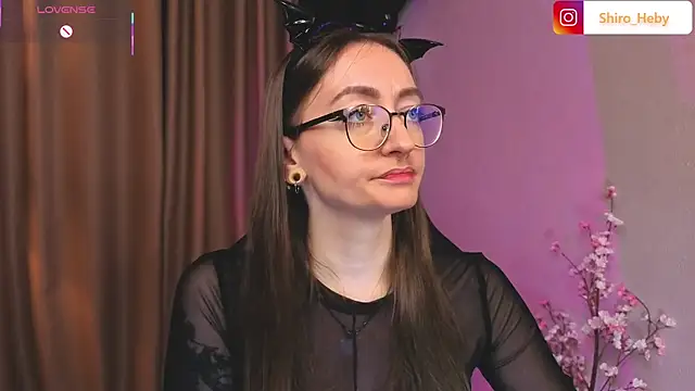 ShiroHeby online show from November 6, 2025, 12:53 pm