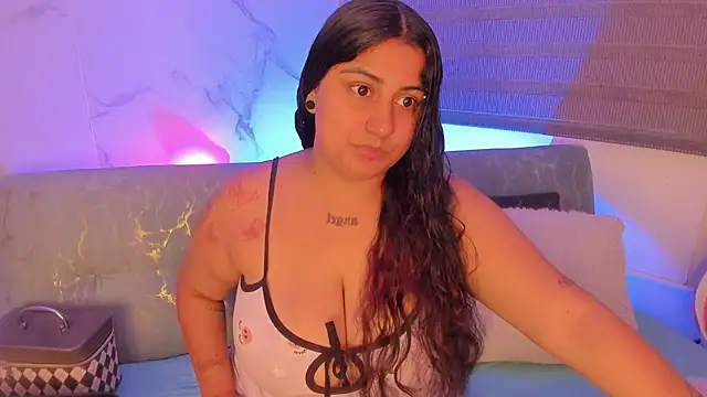 dayan silva  online show from March 18, 2026, 11:27 pm