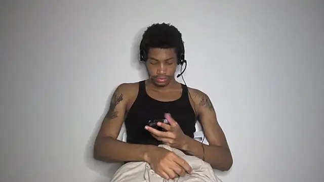 Skinnyblackman online show from August 8, 2026, 4:19 am