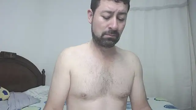 ambar jacksonn online show from October 25, 2025, 3:38 am