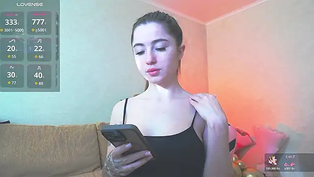 Snapshot of Luxuryalma chatting on February 22, 2026, 6:38 am Luxuryalma online show from February 22, 2026, 6:38 am