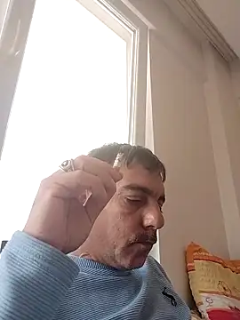 Snapshot of Egemen2245 chatting on November 14, 2025, 11:25 am Egemen2245 online show from November 14, 2025, 11:25 am