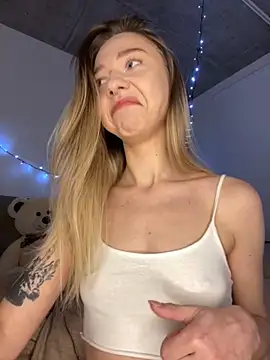  urbestie  online show from January 31, 2026, 11:47 pm