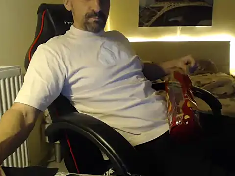 amydamarw online show from February 10, 2026, 4:17 pm