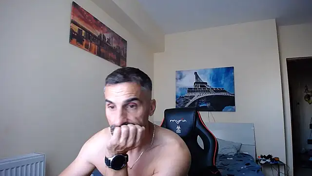 amydamarw online show from July 26, 2026, 4:41 am