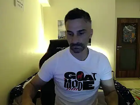 amydamarw online show from May 9, 2026, 5:38 pm