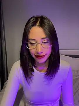 Snapshot of Sophiehii chatting on December 28, 2024, 1:17 pm Sophiehii online show from December 28, 2024, 1:17 pm