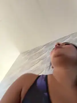 Snapshot of anaesca chatting on February 9, 2026, 2:59 pm anaesca online show from February 9, 2026, 2:59 pm