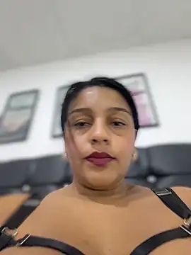 anaesca online show from March 23, 2026, 3:01 pm