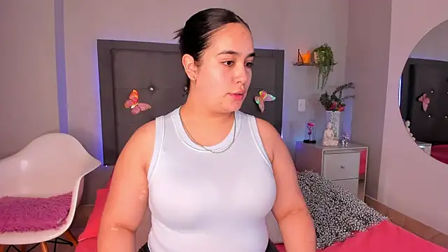emma lye online show from July 24, 2026, 7:32 pm