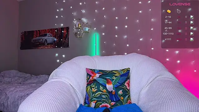 Tanya Acid online show from July 25, 2026, 6:10 am