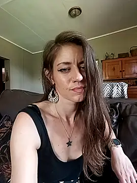 Missmesexycouple69 online show from January 9, 2026, 10:22 am