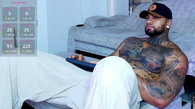 Snapshot of zaiin_diesel chatting on February 13, 2026, 1:00 pm zaiin diesel online show from February 13, 2026, 1:00 pm