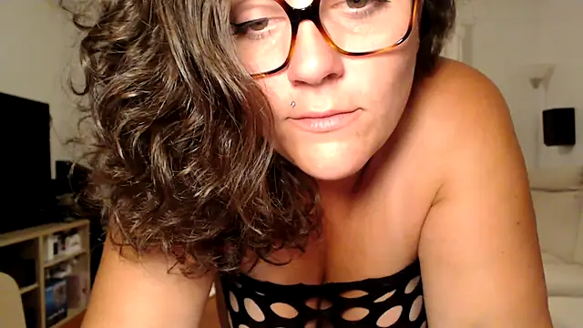 vagina02cam online show from June 27, 2026, 12:38 am