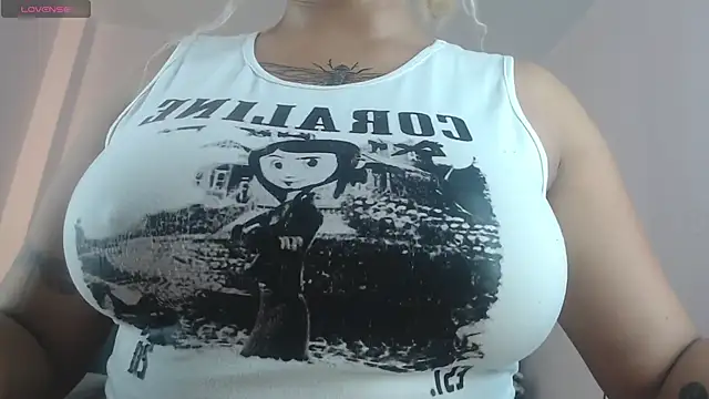 april bunnyy online show from November 12, 2025, 1:37 pm