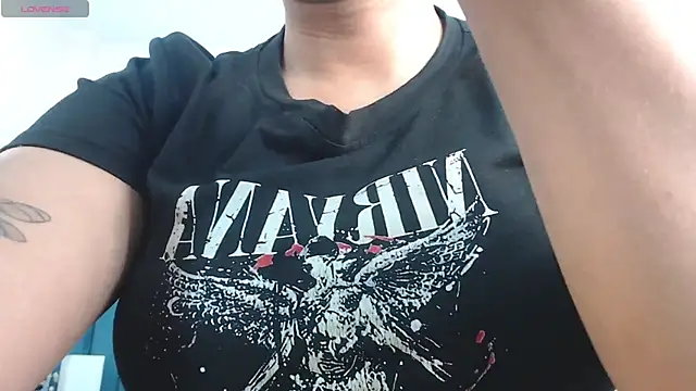 april bunnyy online show from November 25, 2025, 7:14 pm