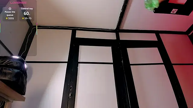 Melany Luv online show from November 22, 2025, 8:40 pm