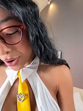 OSHUN  online show from August 5, 2026, 12:54 pm