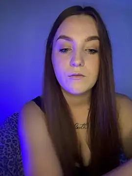 Cora1r online show from July 30, 2026, 4:39 pm