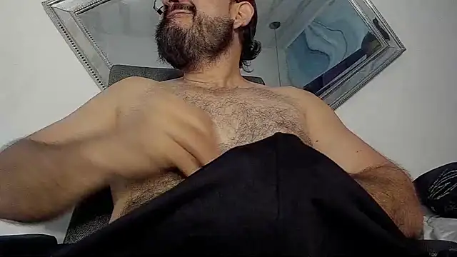 SbasTone Muscle online show from October 13, 2025, 1:02 pm