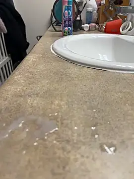 happyending69 online show from December 13, 2025, 9:21 pm