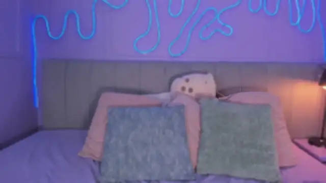 Mai higurashi online show from January 5, 2026, 7:39 pm