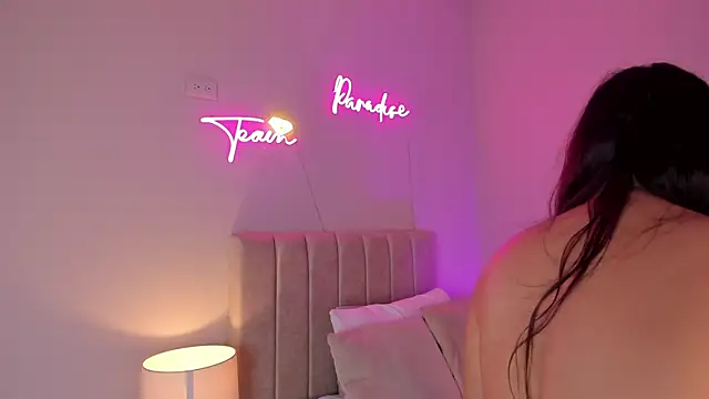  angela x online show from February 3, 2025, 5:56 pm