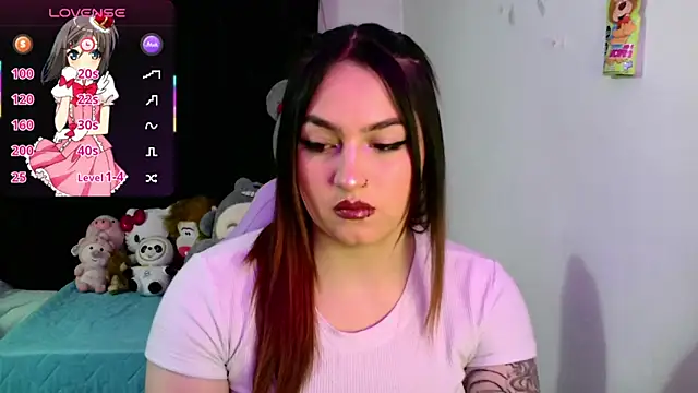 lucycherry   online show from February 10, 2026, 4:22 am