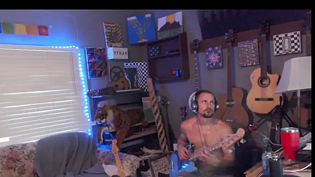 Snapshot of itsjameswebbscope chatting on August 2, 2026, 10:40 pm itsjameswebbscope online show from August 2, 2026, 10:40 pm