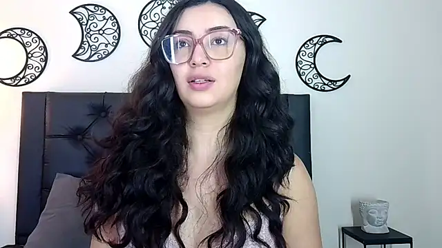 EvoletFMK online show from November 15, 2025, 3:27 pm