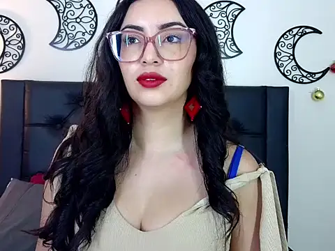 EvoletFMK online show from November 29, 2025, 6:19 pm