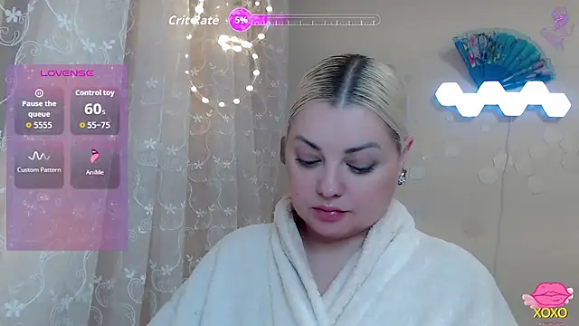 Snapshot of JewellKiss7 chatting on November 19, 2025, 9:15 pm JewellKiss7 online show from November 19, 2025, 9:15 pm