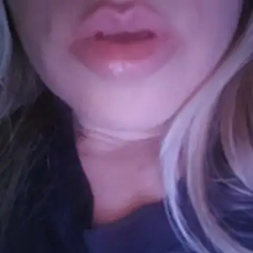 Snapshot of Linda_999 chatting on July 26, 2026, 7:43 pm Linda 999 online show from July 26, 2026, 7:43 pm