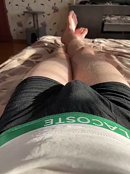 red red00 online show from March 7, 2026, 1:27 pm